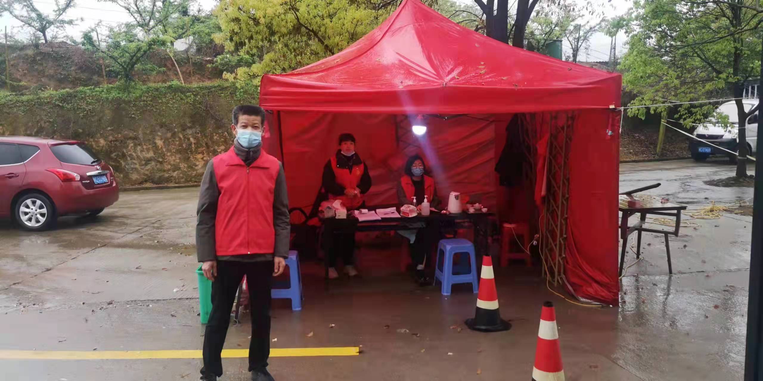 德风化“疫”共护家园 | 高阳村：村民自发捐款捐物为抗疫人员送餐