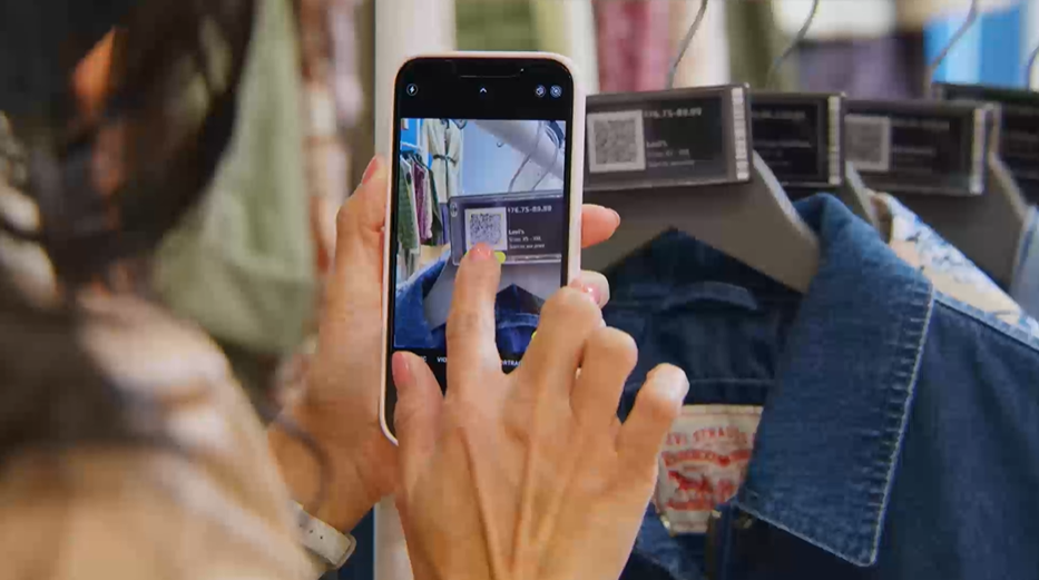 亚马逊服装“收割”线下零售