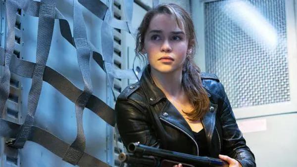 她曾因裸戏而崩溃大哭，也是让无数人喜爱的艾米莉亚•克拉克