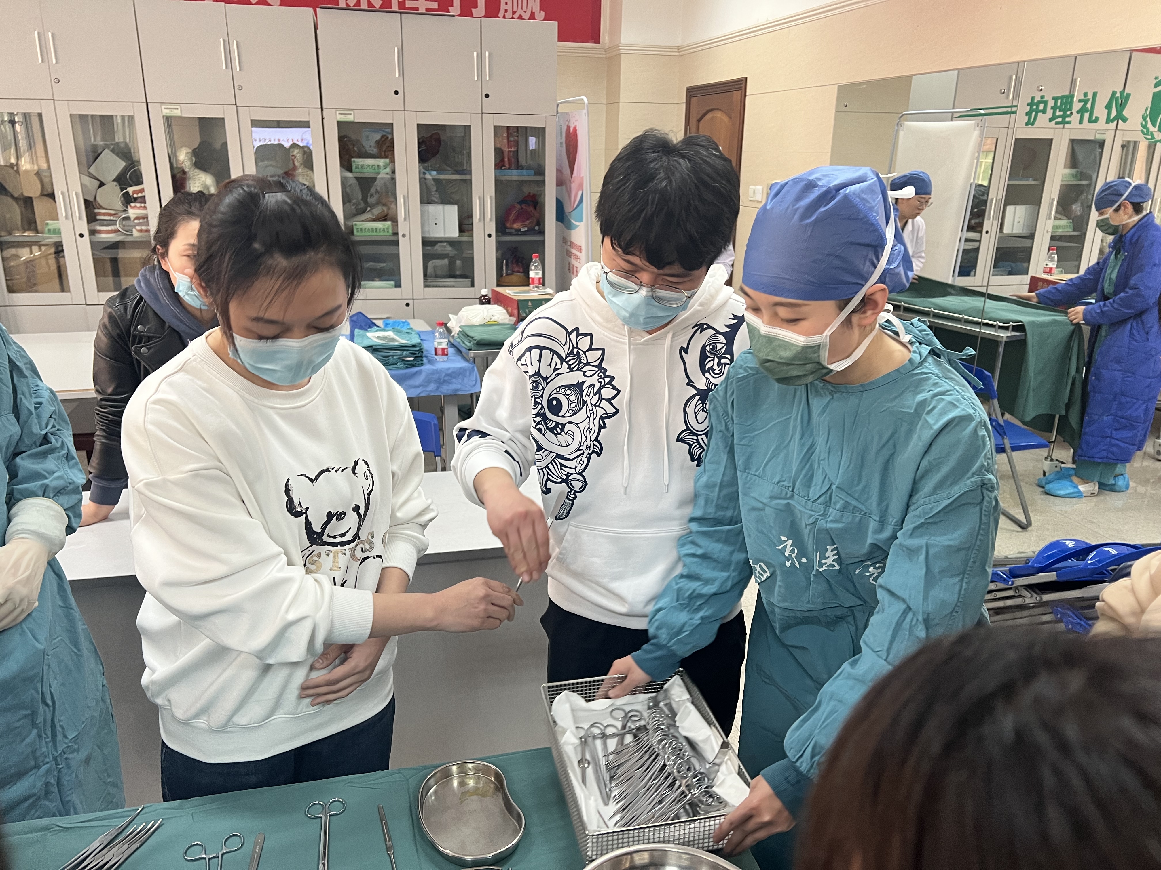 手术麻醉二科圆满完成陕西省第八届手术室专科护士培训教学