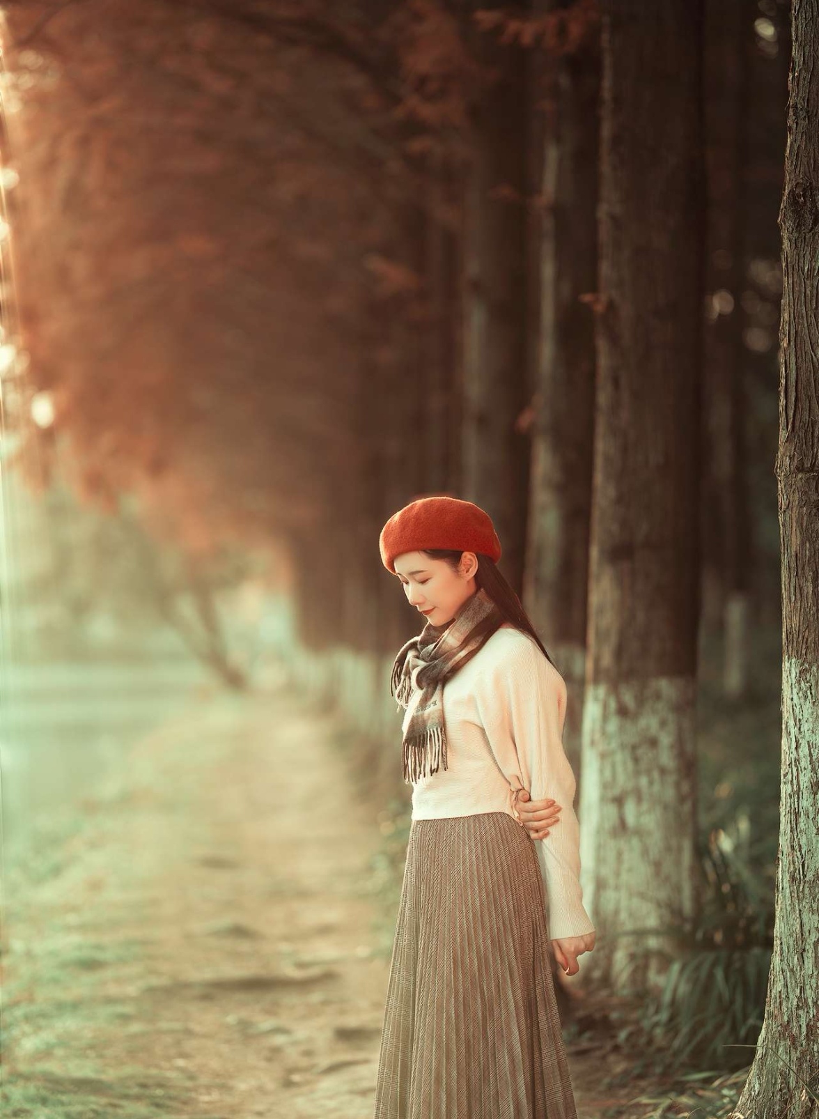 莫问曾经爱与恋，莫许片片相思赋予尘