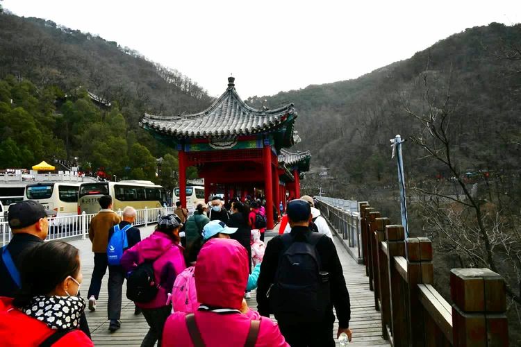 一览众山小