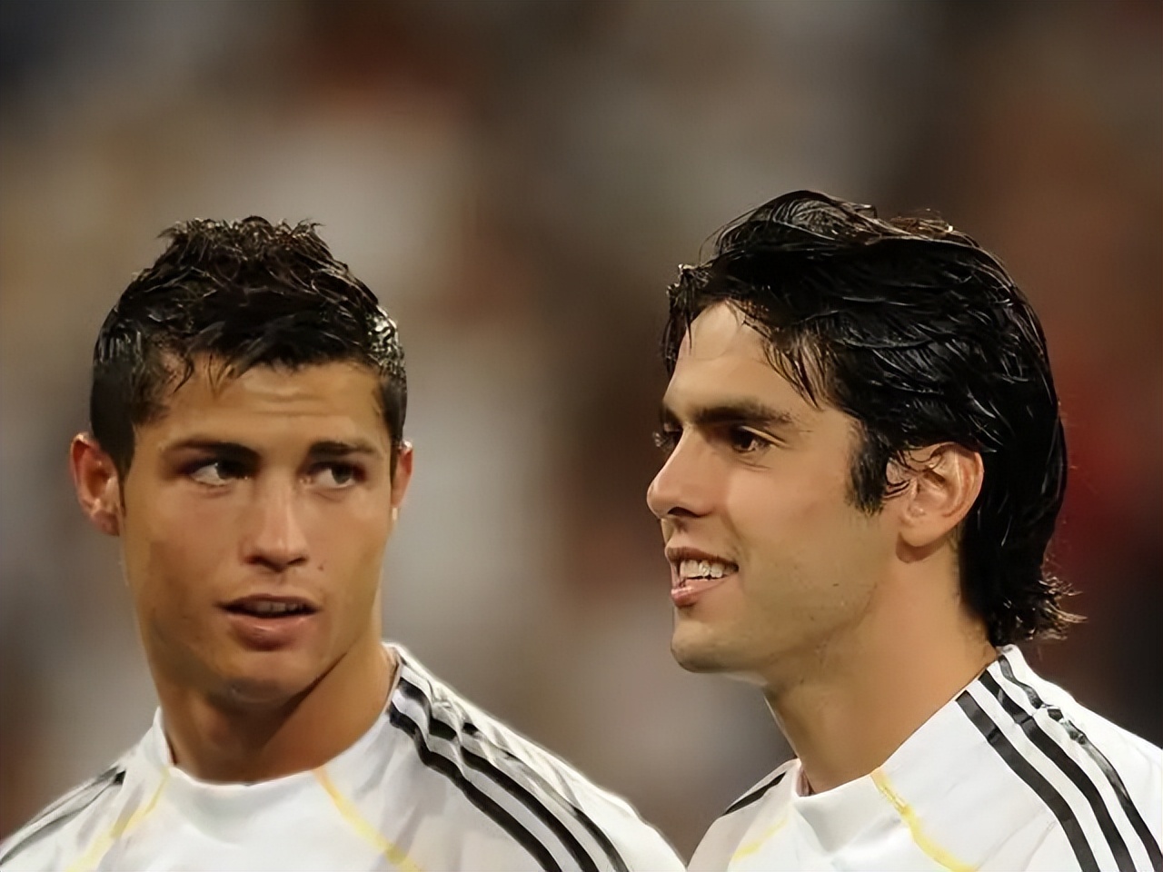 足球运动员卡卡的故事(ac米兰的王子,圣西罗自带阳光的少年——卡卡)