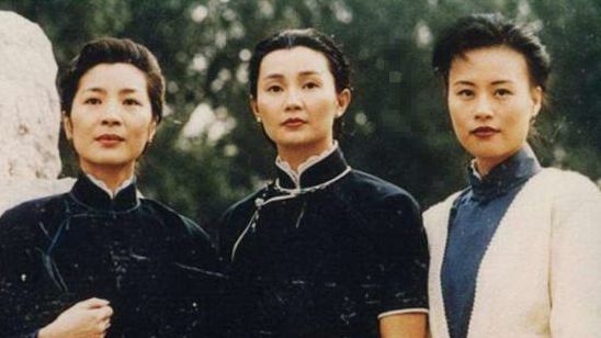 9位“妈妈专业户”：天生一张养尊处优脸，自带贵气，演不了穷人