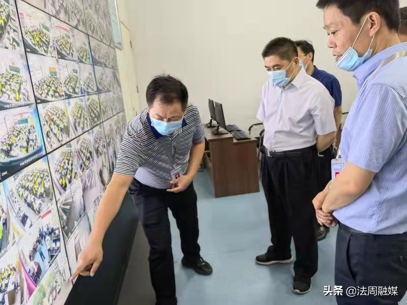 桃源县委副书记陈支文检查指导桃源九中考点考前准备工作