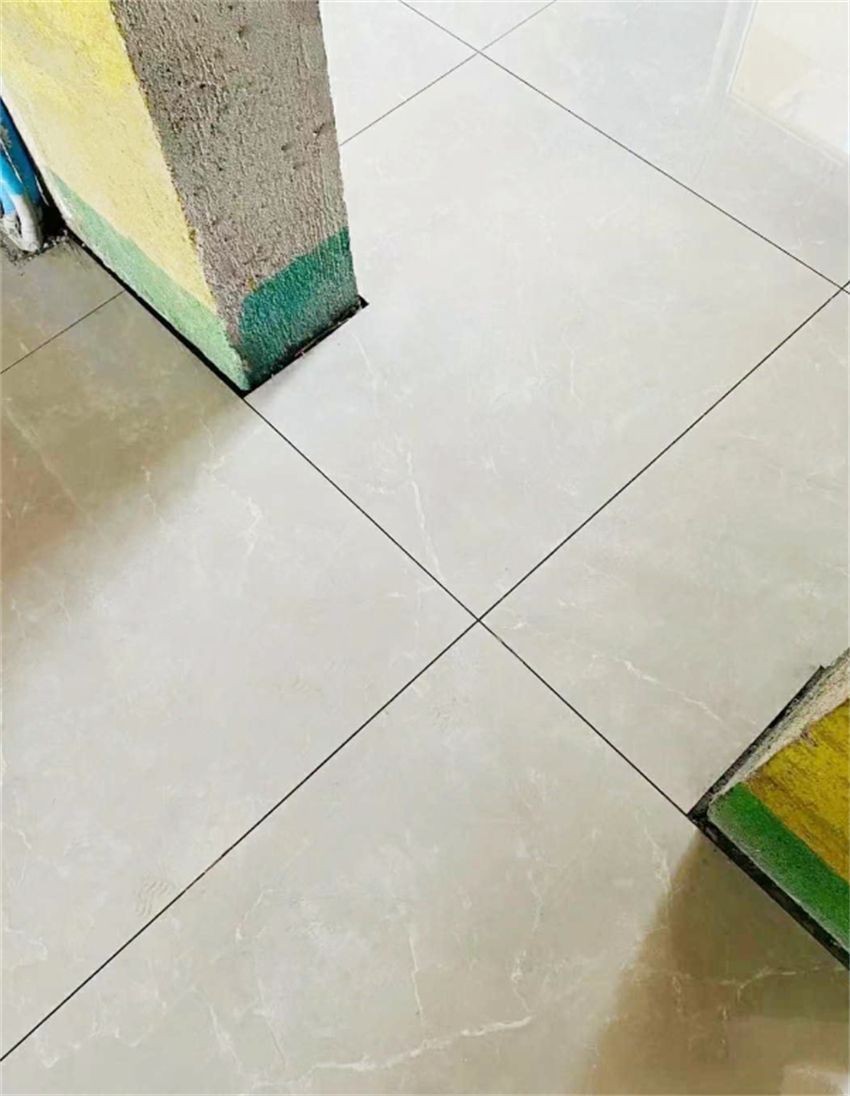 装修时坚持不要门槛石，全屋瓷砖通铺，不仅省钱还显大，超满意