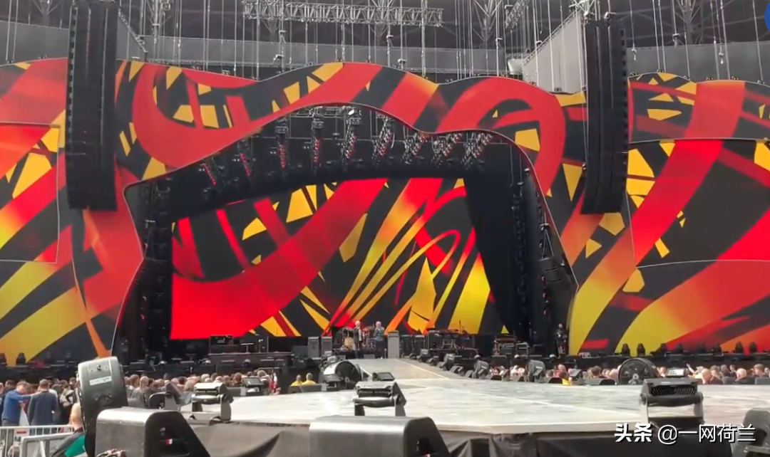 主唱歌手感染新冠病毒，荷兰滚石迷大失所望