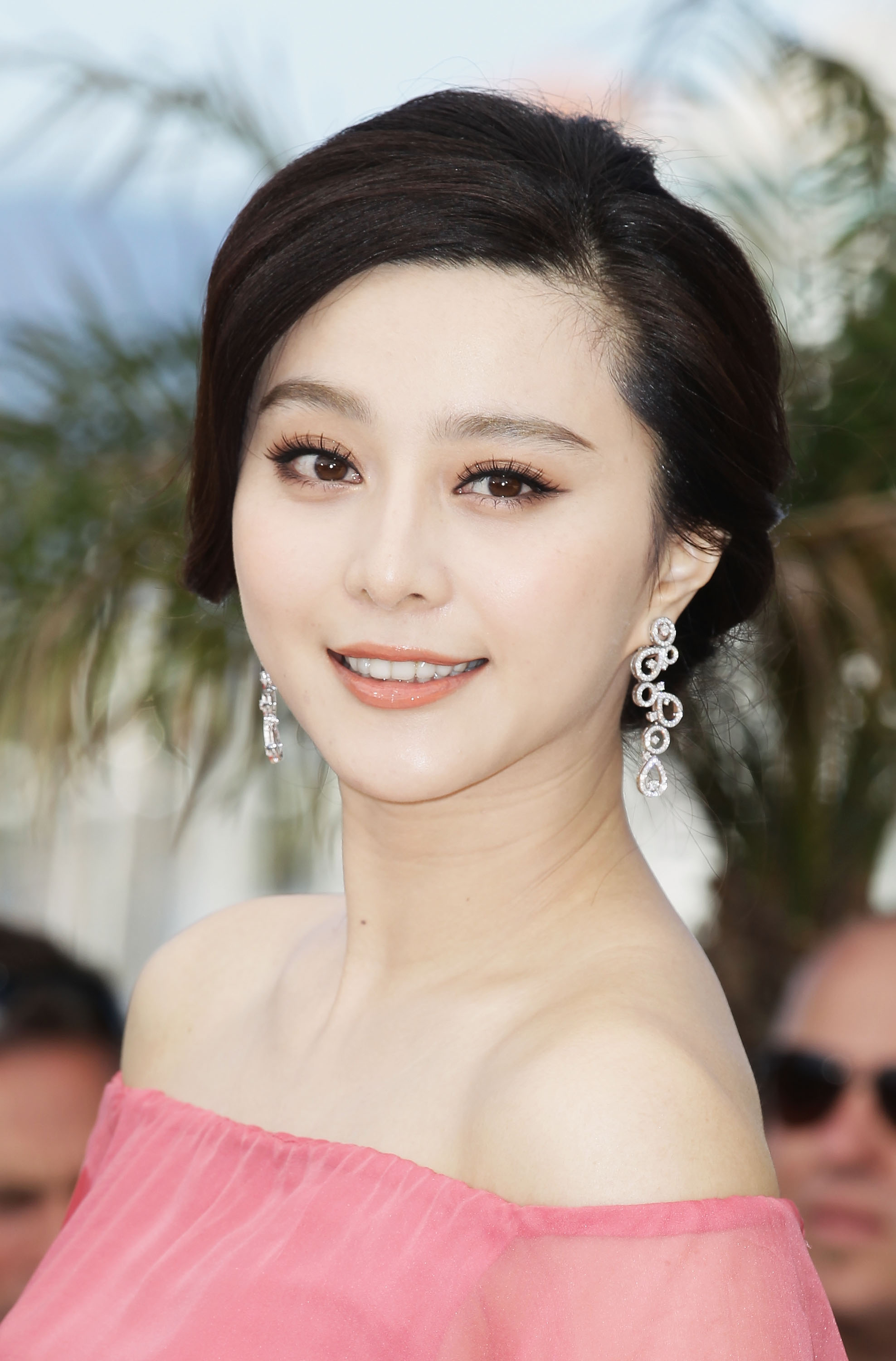 娱乐圈臭名远扬的11位明星,自作自受不可原谅,看看都有谁