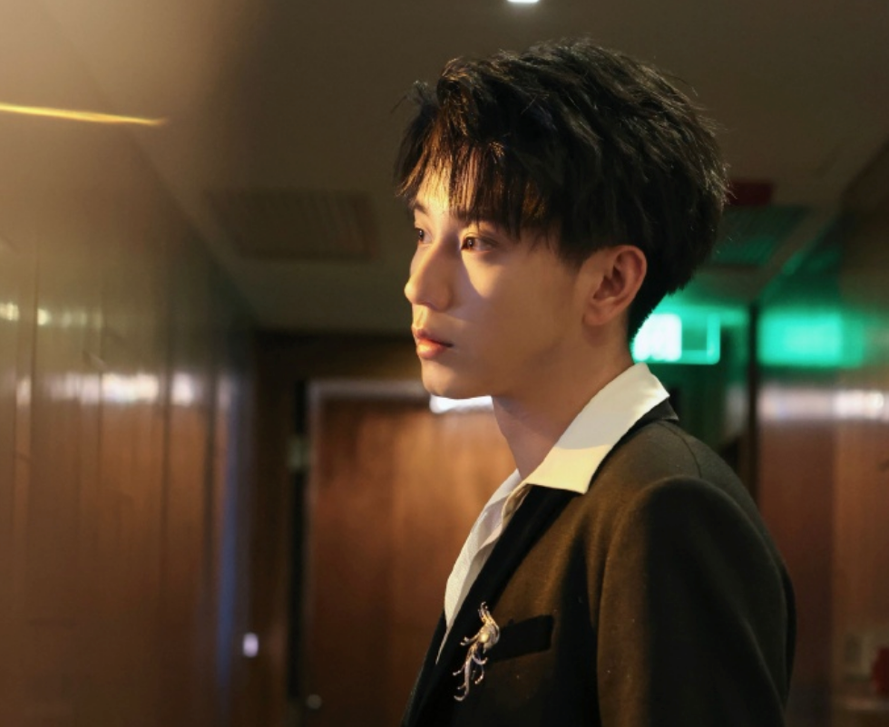 2021破圈的10位男演员，不是颜值突出就是演技过硬，你更看好谁？