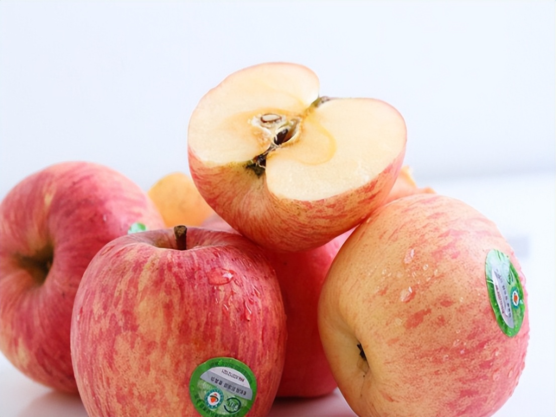 平時多吃水果，對身體有益，分享水果清洗小常識，大家了解一下