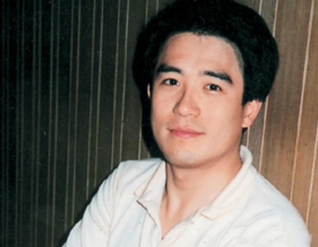 身后事靠朋友，靠救济金度日，这9位港星晚年生活，比你想的凄惨