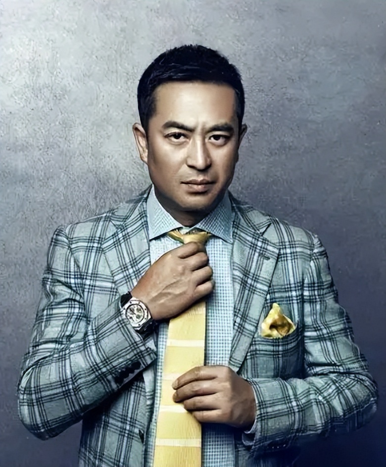 跟张嘉译离婚多年,杜珺表示自己早已放下过去.