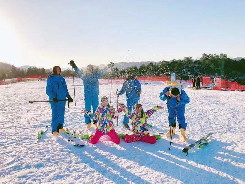 武汉有滑雪场吗(武汉周边竟然有这么多滑雪场！你去过吗？)