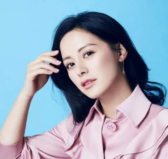 王力可：长得像宁静，却比李一桐、景甜还难捧，演41次女主都不红