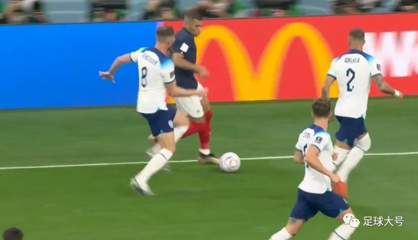 世界杯法国球员姆有没有被罚下（谢幕！C罗泪别世界杯，姆总笑了）