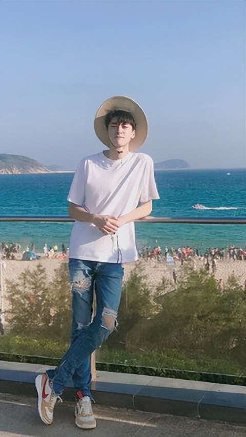 个个鹤立鸡群，却烦恼“长太高”，这10位男星的身高太不懂事