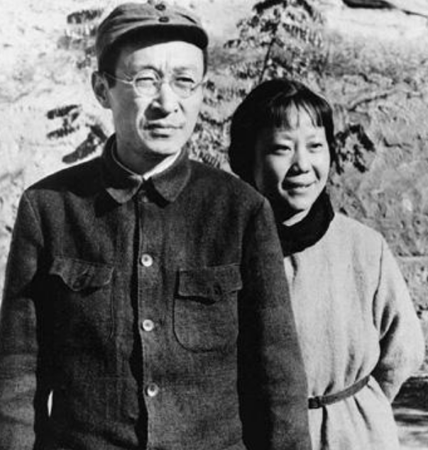 毛主席打算定都，为何又突然改主意？叶剑英预言北京是首都
