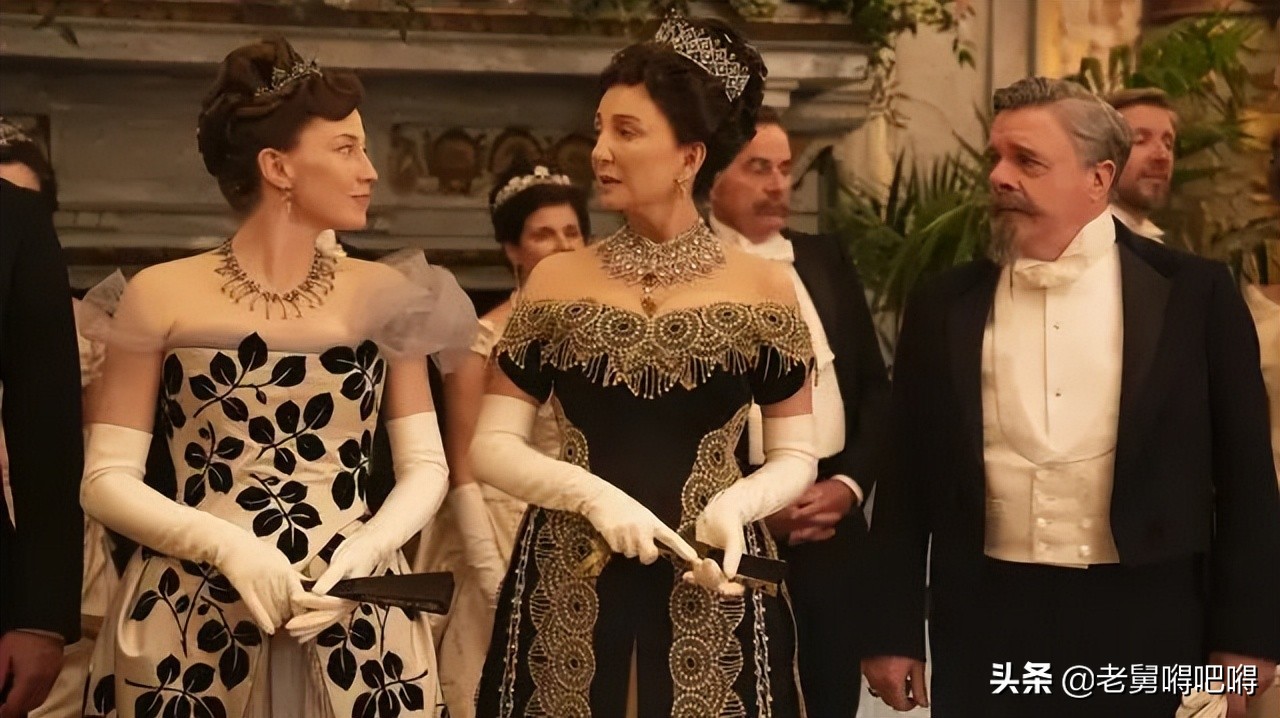 爽片来了！单集就上亿，也是一部备受争议的美剧