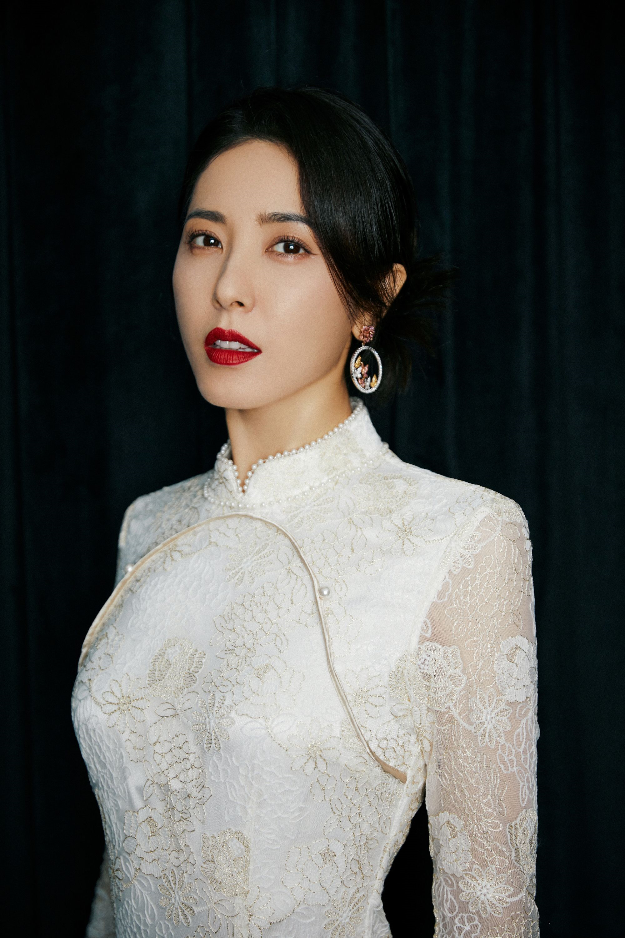 貌美如花却至今未婚的10位内地大龄女星，各有各的苦衷