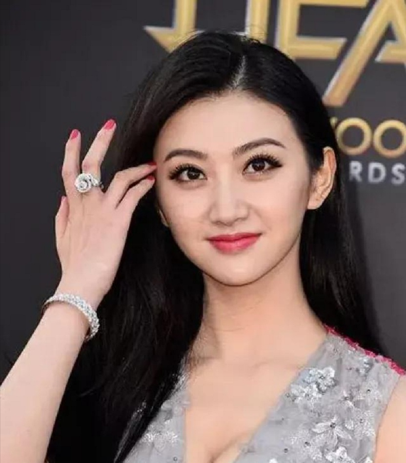 花钱如流水的6位女星：有钱也养不起，她们的高消费你想都想不到