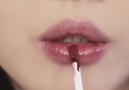 在十年如一日的美貌背后，她做了什么？