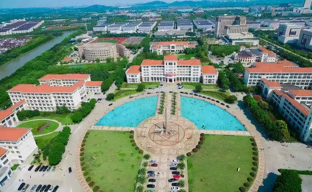上海高校预算经费公布！东华大学高居第六，上海大学成最大黑马