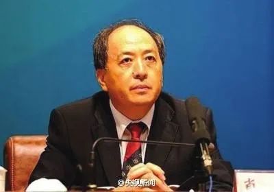 谢亚龙下课(曾经颇有名气，原董事长、总经理双双被查)