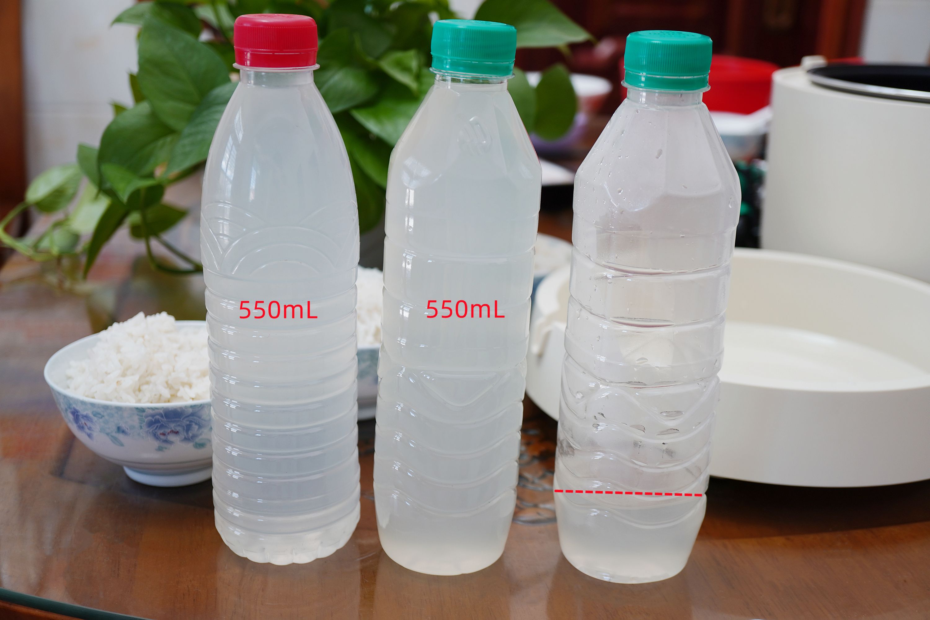 隔水蒸饭放多少水(现代工艺模拟甑子蒸饭,蓝宝家用电饭煲造就经典口感