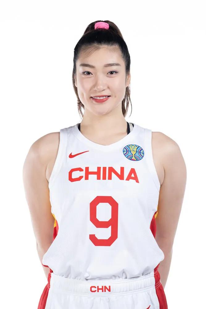 中国女篮2022世界杯在哪看(中国女篮2022世界杯12人名单 位置 年龄 身高 效力俱乐部 丨简评)