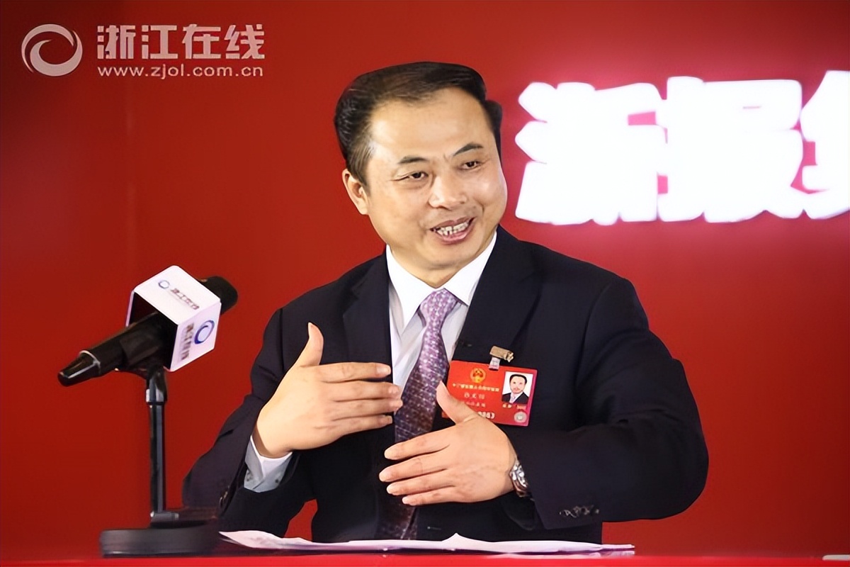 5G遭强拆、火烧、断电，路在何方？信号塔VS辐射，世界难题，待解