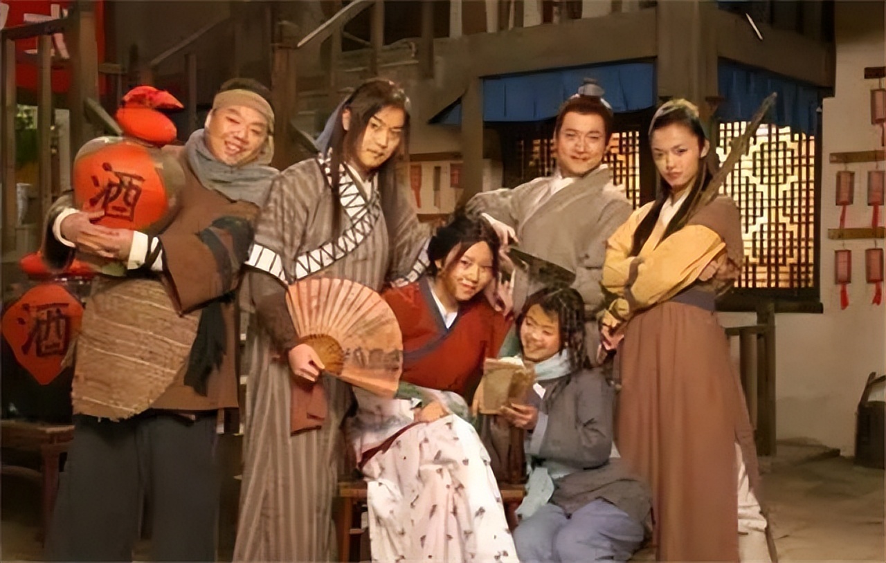 重温《武林外传》终于懂了：为何老白大嘴等人，最终远离了小六