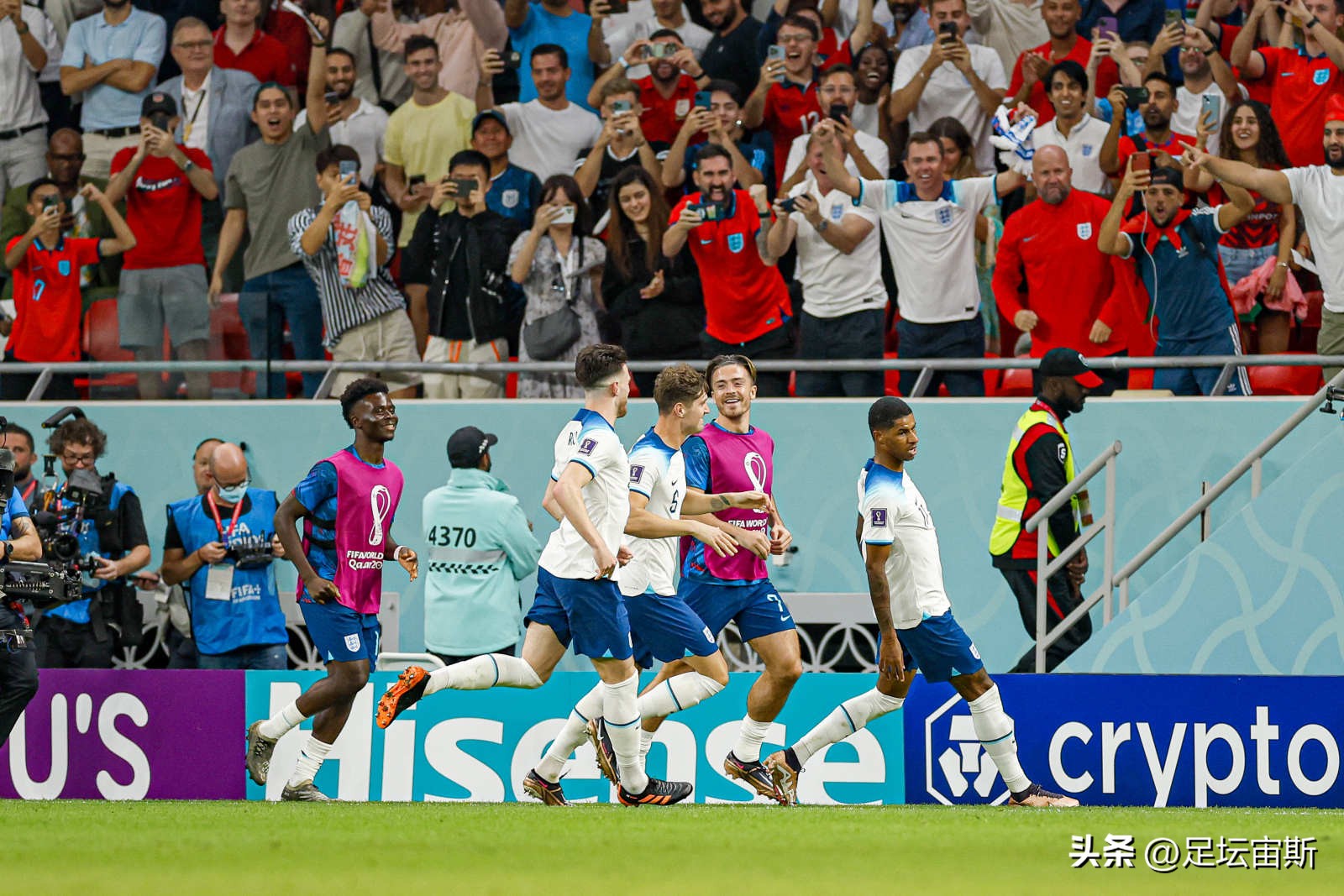 世界杯现在各小组形势（世界杯16强产生7席，五队出局，梅西带阿根廷冲刺，日韩放手一搏）-趣拿体育