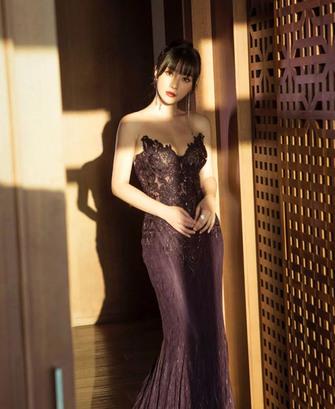 不管是汤唯的身材,还是杨幂的腿,不管是刘涛的颜值,还是柳岩的事业线