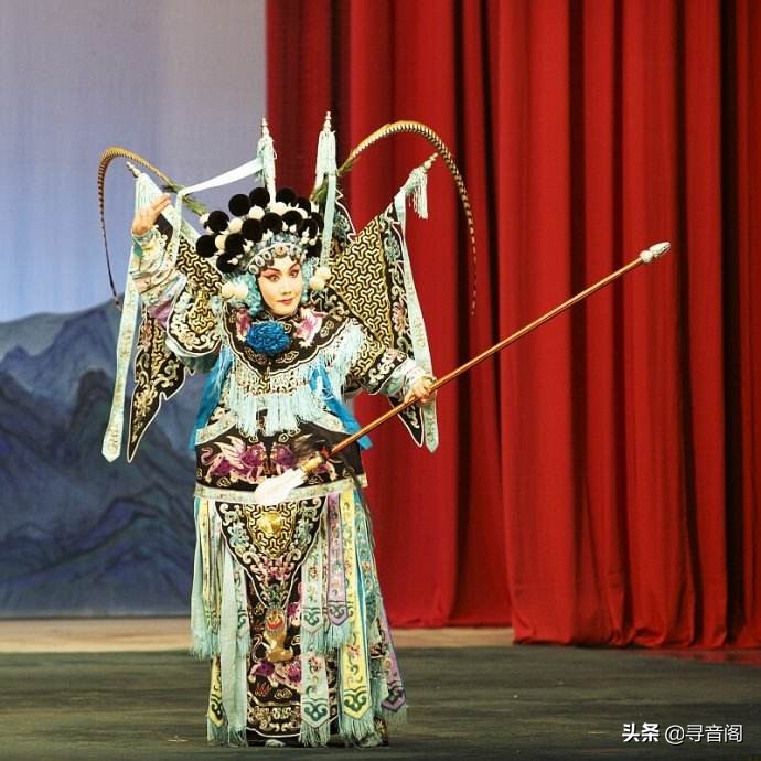 “机器灵砍菜刀”实为“雉鸡羚扛大刀”，背后隐藏更深的含义