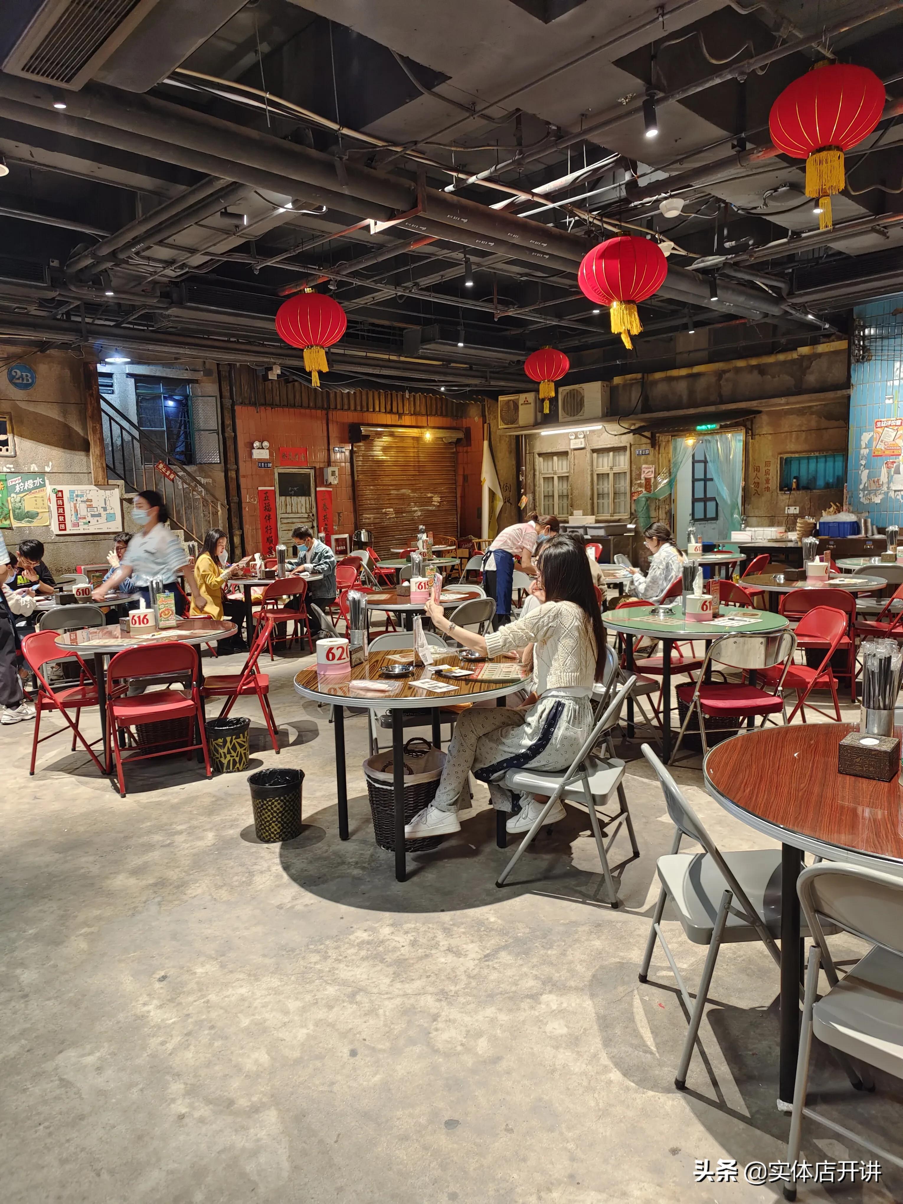 湖南伢子搞不定爱吃的老广，无人排队的广州文和友，危险了