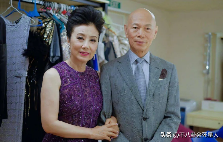 陈嘉辉主演电视剧(十对TVB模范夫妻，癌症、不生孩子、事业落魄，都没把他们分开)
