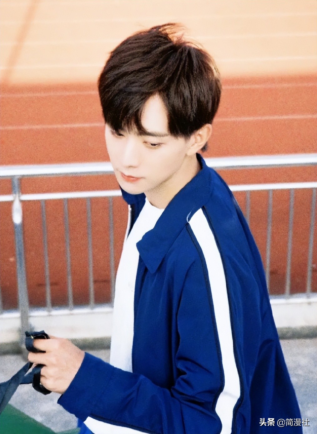 剧版《月刊少女》改名，漫迷惊讶，演员看起来居然还不错？