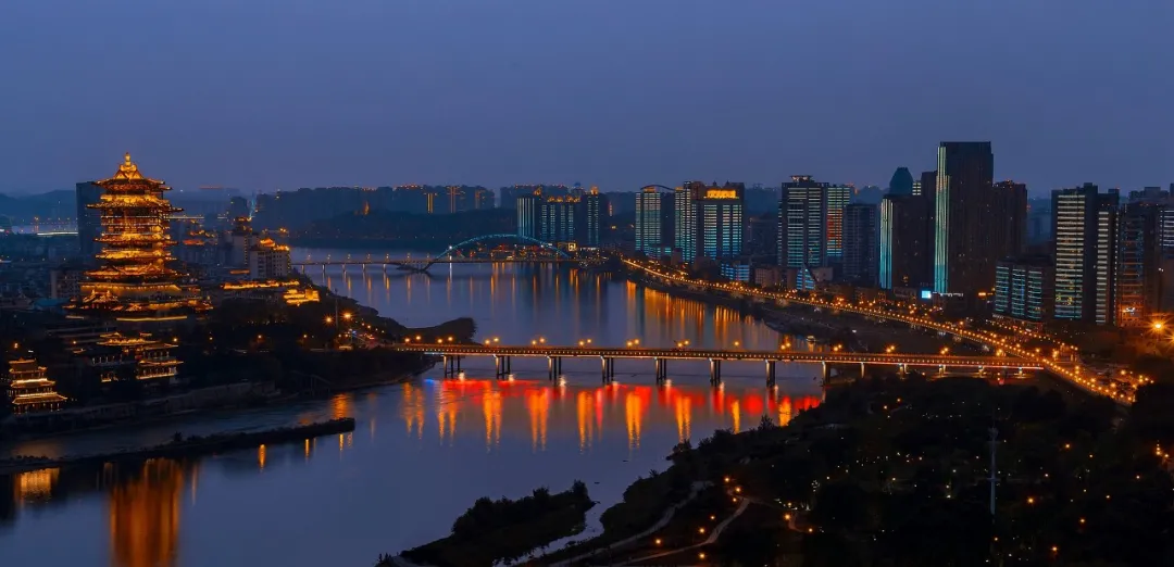 现成的旅行攻略和给力的景点半价(暑假旅行去哪玩)(图38) 抄作业了!现成的旅行攻略,给力的景点半价