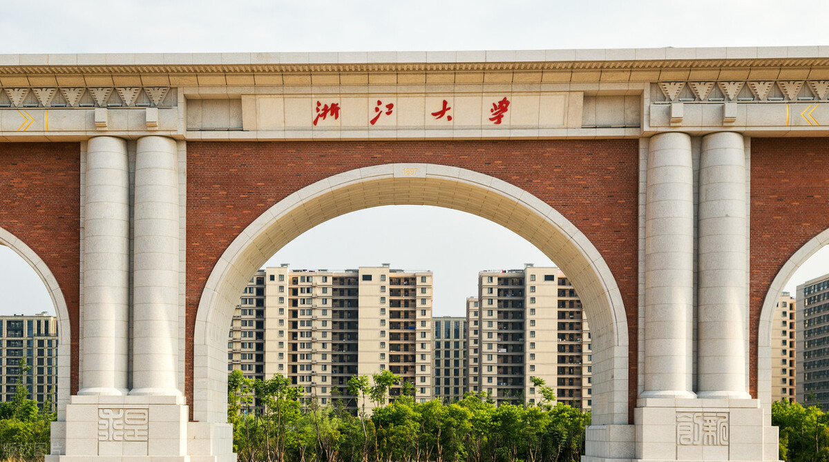 计算机科学，和软件工程，都是计算机专业，但差别却很大