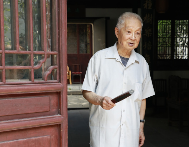 2月还没结束，就有7位名人离世，最大98岁，最年轻的只有31岁