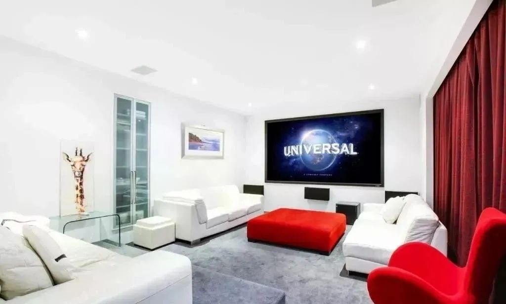 周杰伦20亿豪宅啥样？网友：这样的家确实影响出歌速度