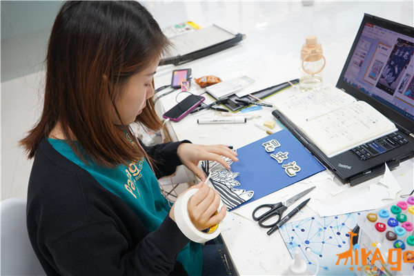 「蜜啦奇美育」少儿美术加盟机构，究竟如何选择？