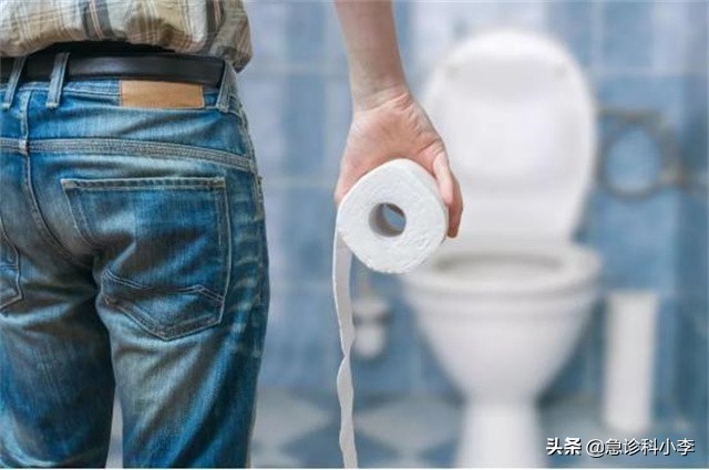 30岁小伙每天大便两三次，确诊肠癌！3种大便异常是身体“警报”