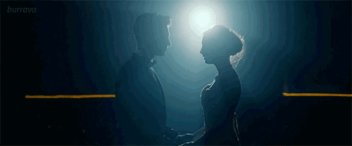 妻子与上司发生关系，丈夫目睹不敢出声：无底线纵欲，多可怕？