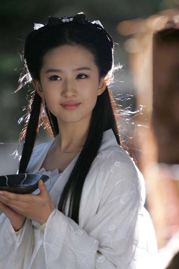刘亦菲的小龙女造型 当之无愧的神仙姐姐