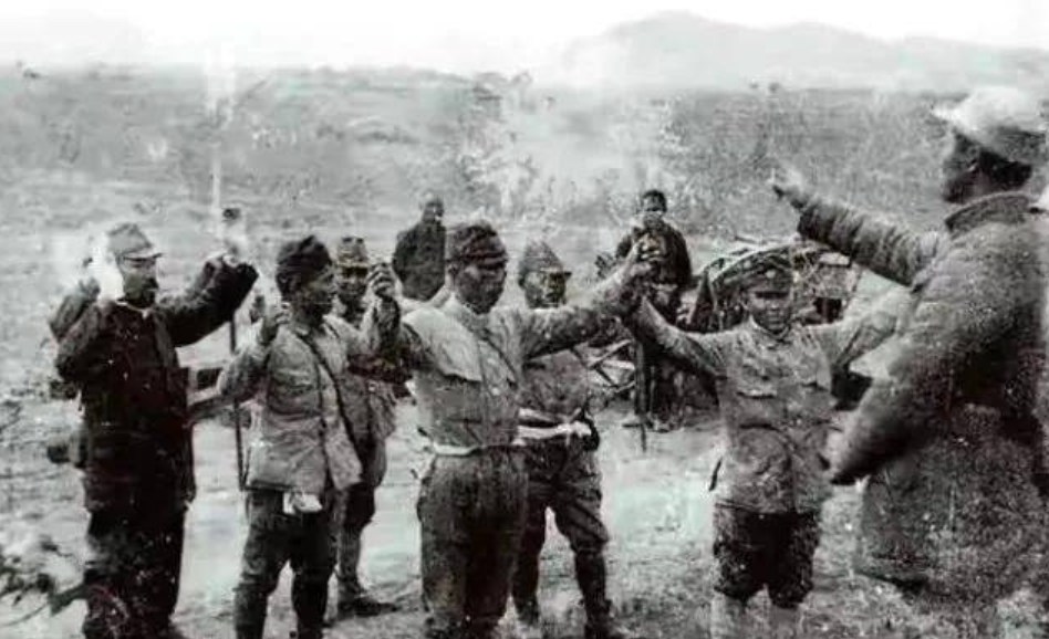 1946年春节，红十字会医院护士屠杀八路军伤员，背后隐藏巨大阴谋