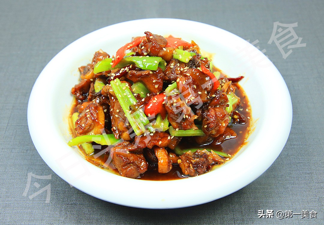 今日冬日，开始数九，习俗要“加菜”，6道热菜换着吃，驱寒滋补