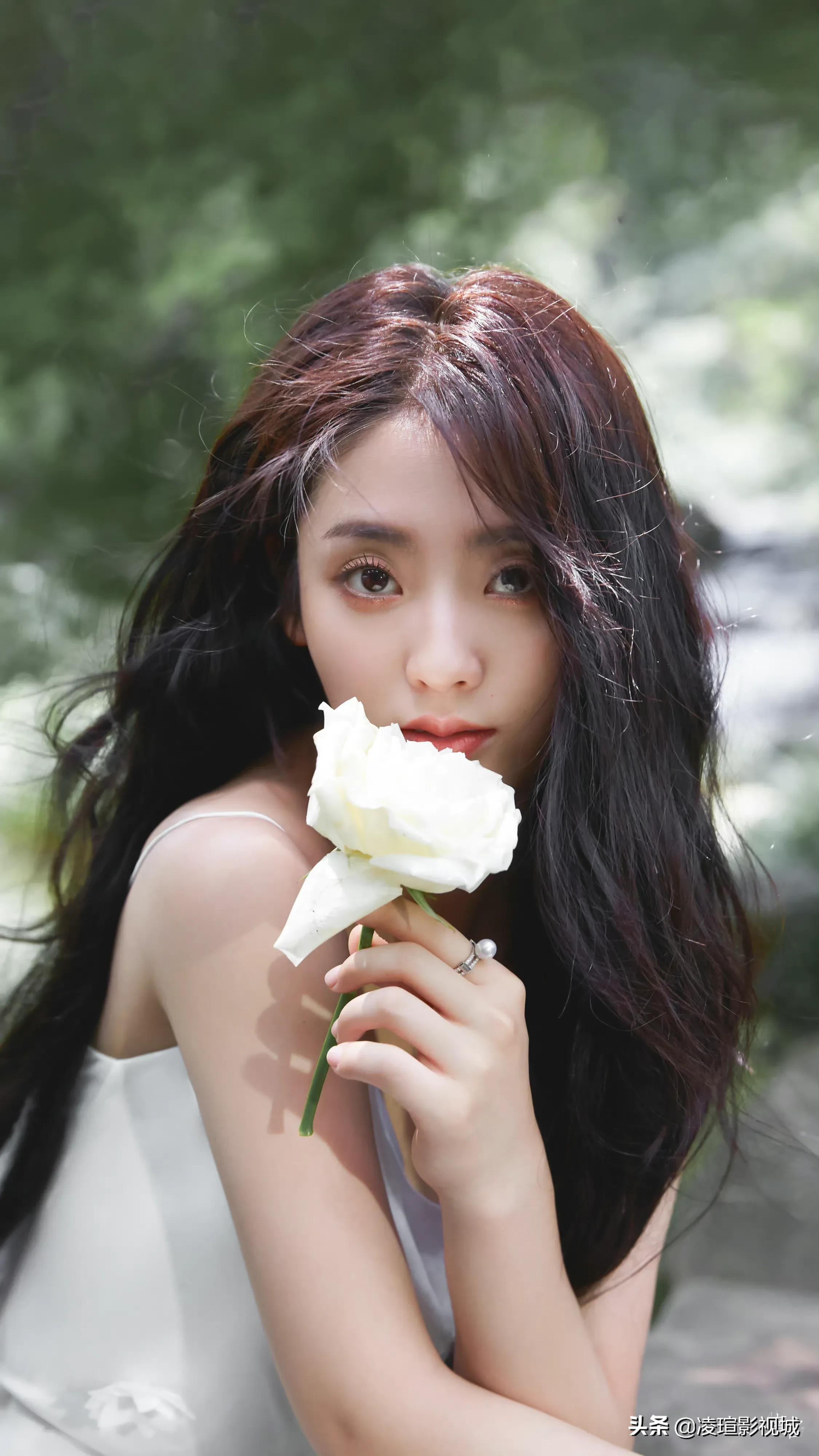 明星壁纸图片分享：邢菲（2）