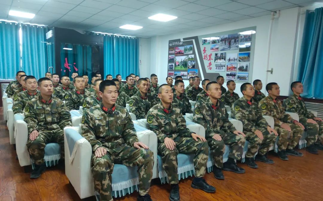 侯<a href=http://www.cngansu.cn/news/ target=_blank class=infotextkey></a>ܶӸ֧ӣΧ۾ӪС٣Ļ