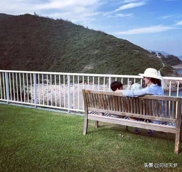 被盗失火，港星的豪宅比他们的花边还好看